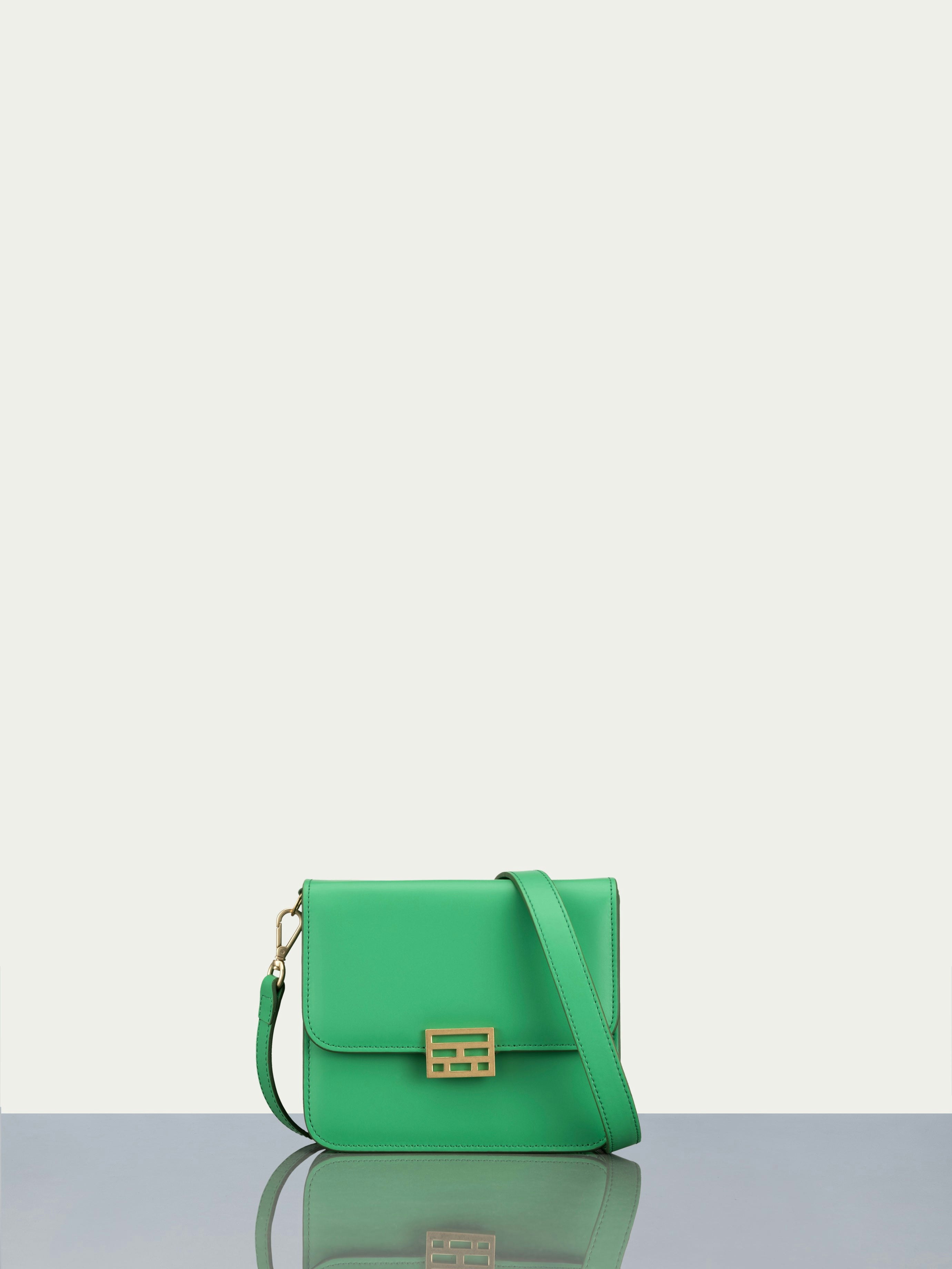 handbag front view